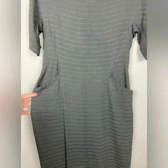 MM LAFLEUR Women's 2 Small NWT Green Striped Shift Dress Office Professional - Picture 5 of 13